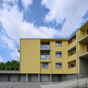 Efi Holzova 28 , Brno Česká republika